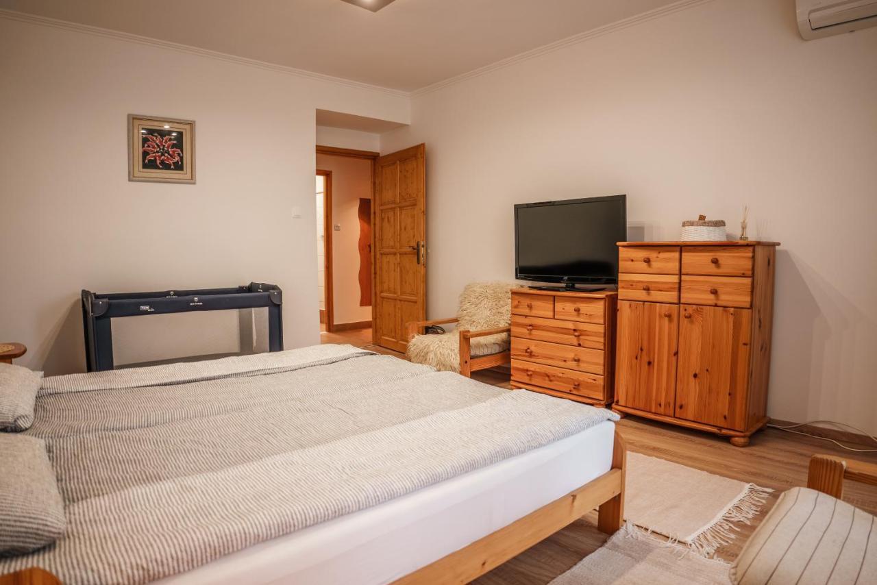 Your Apartment Mako Bagian luar foto